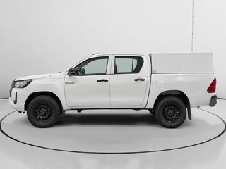 Toyota Hilux 2.4 D-4D Doble Cabina GX 110 kW (150 CV)