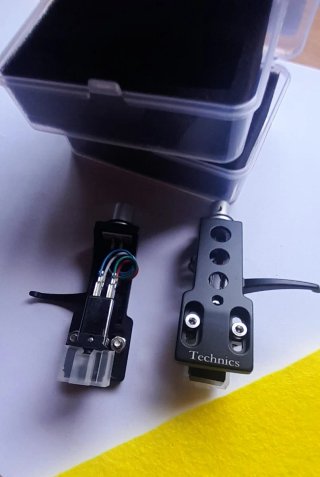 Capsula Dj ATN-3600LE black