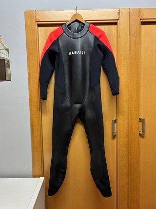 Traje Neopreno Nabaiji Mujer Negro/Rojo