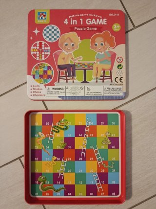 Gioco magnetico 4 in 1 Rong Fei
