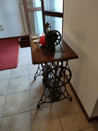 Macchina da cucire Singer vintage