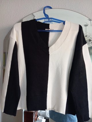 Jersey bicolor V-neck