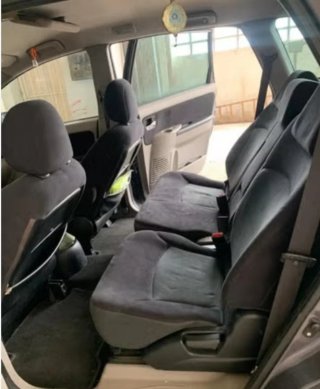 Mitsubishi Grandis 2007