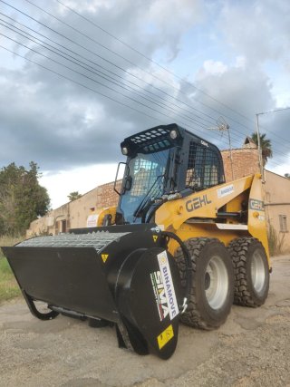 Alquiler minicargadoras y Miniexcavadoras