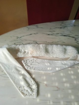 Estola/Bufanda Suave con Perlas