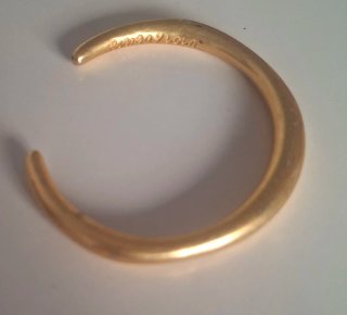 Pulsera Brazalete dorado Bimba y Lola