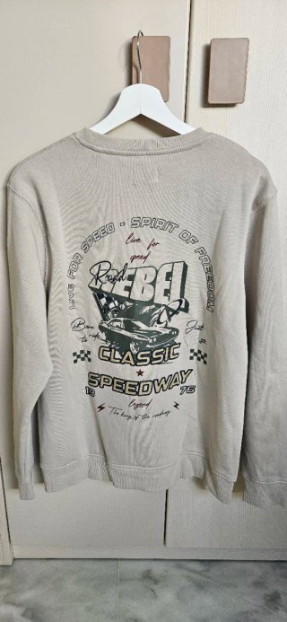 Sudadera Alvaro Moreno Beige