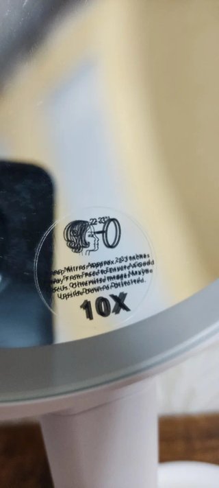 Espejo de maquillaje con aumento