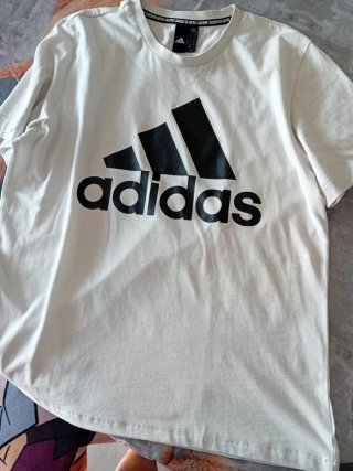 T-shirt Adidas bianca taglia M