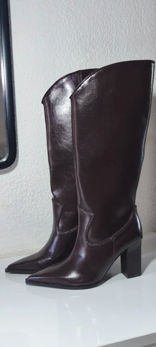 Botas altas marrones de tacón
