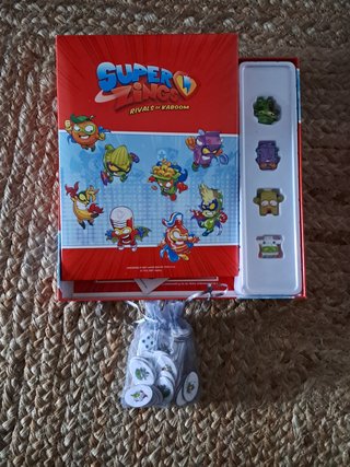 Monopoly Junior Super Zings Juego de Mesa