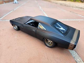 Dodge Charger 1:24 Negro