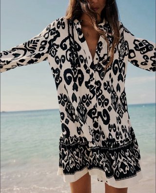 Vestido corto Zara estampado