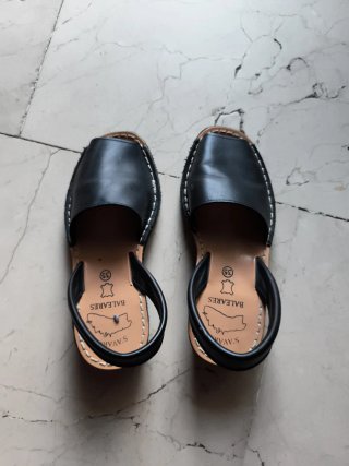 Menorquinas Avarca Talla 35 Negras