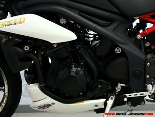 TRIUMPH SPEED TRIPLE 1050