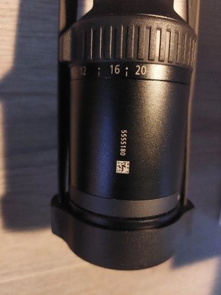 Zeiss V8 2.8-20x56