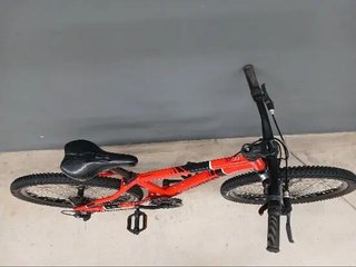 Rockrider roja 900