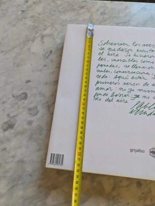 20 POEMAS DE AMOR Y UNA CANCION DESESPERADA