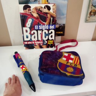 Lote Libro El Siglo del Barça Bolígrafo y bolsito