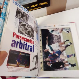 Lote Libro El Siglo del Barça Bolígrafo y bolsito