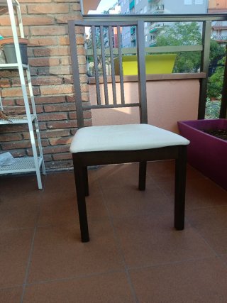 Silla de comedor de madera marrón Ikea