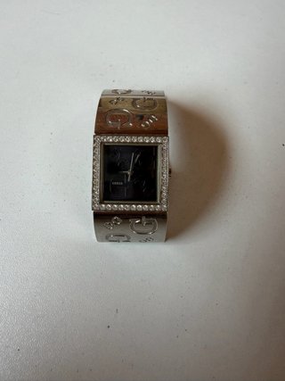 Reloj Guess Mujer Brazalete con Cristales