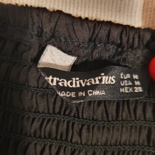 Top negro Stradivarius Talla M
