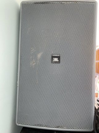 Altavoces JBL Control 30