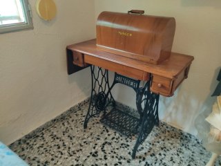 Máquina de coser Singer antigua