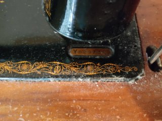 Máquina de coser Singer antigua