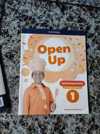Open Up 1 Course Book (Spain)