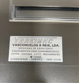 Máquina de escrever SHARP (vintage)