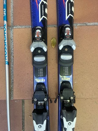 Esquís Rossignol X-Fight 110 cm + Bastones