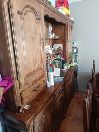 Mueble de salón de madera