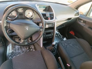 Peugeot 207 2006