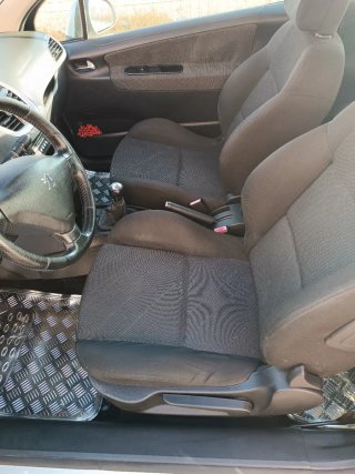 Peugeot 207 2006
