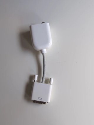 Adaptador DVI a S-Video Apple