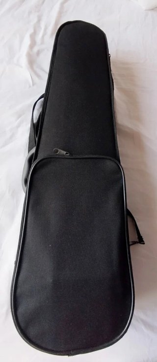 Violín 1/2 con funda y arco
