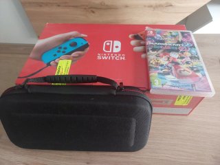 Nintendo Switch + Funda + Mario Kart 8