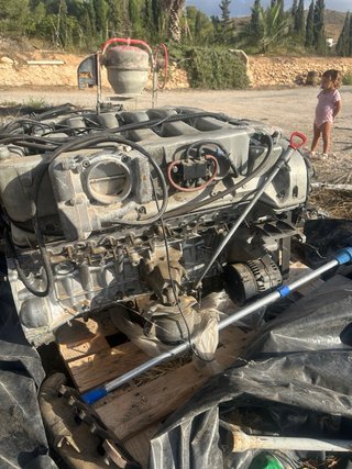 Motor Mercedes V12