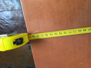 Tavolino da salotto / Tavolo quadrato in legno