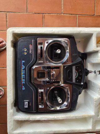 Emisora Hitec Laser 4 Radio Control