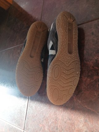 Zapatillas Munich grises y blancas