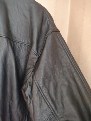 Cazadora Piel Edición Limitada Negra