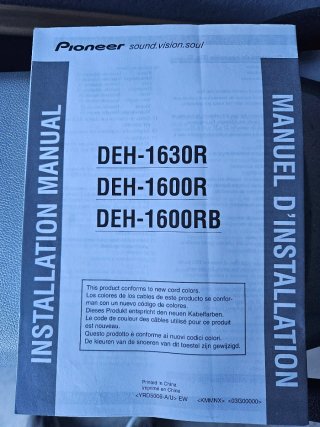 Radio CD Pioneer DEH-1630R extraíble