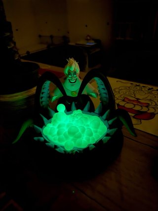 Cuenco Dulces Halloween Ursula con base giratoria