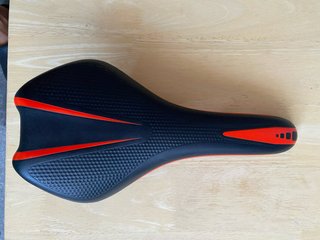 Sillín Selle Royal Negro/rojo