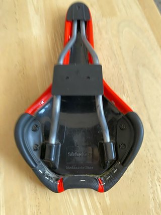 Sillín Selle Royal Negro/rojo