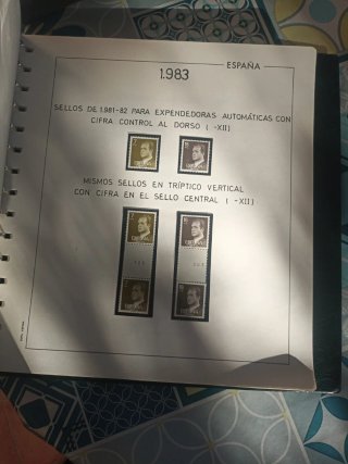 Álbum de sellos de España