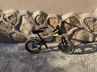 Bici de equilibrio Btwin para niños